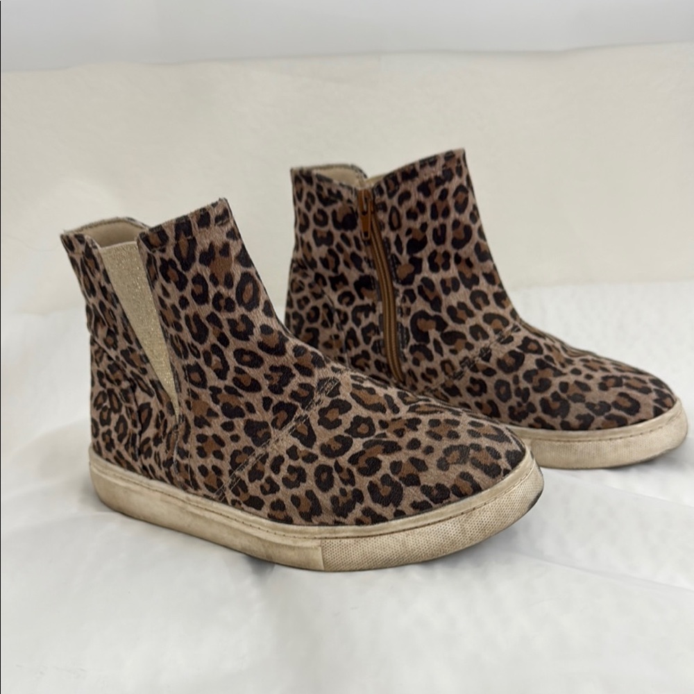 Girl’s Harper Canyon Brown Leopard Boots Size 5